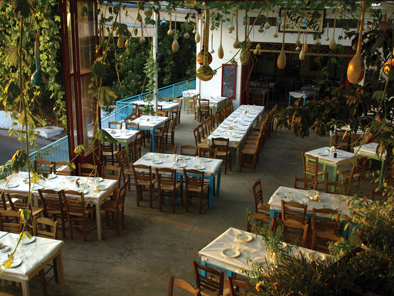 ''Neraida" taverna Agios Nikolaos Voion Neapoli Lakonias
