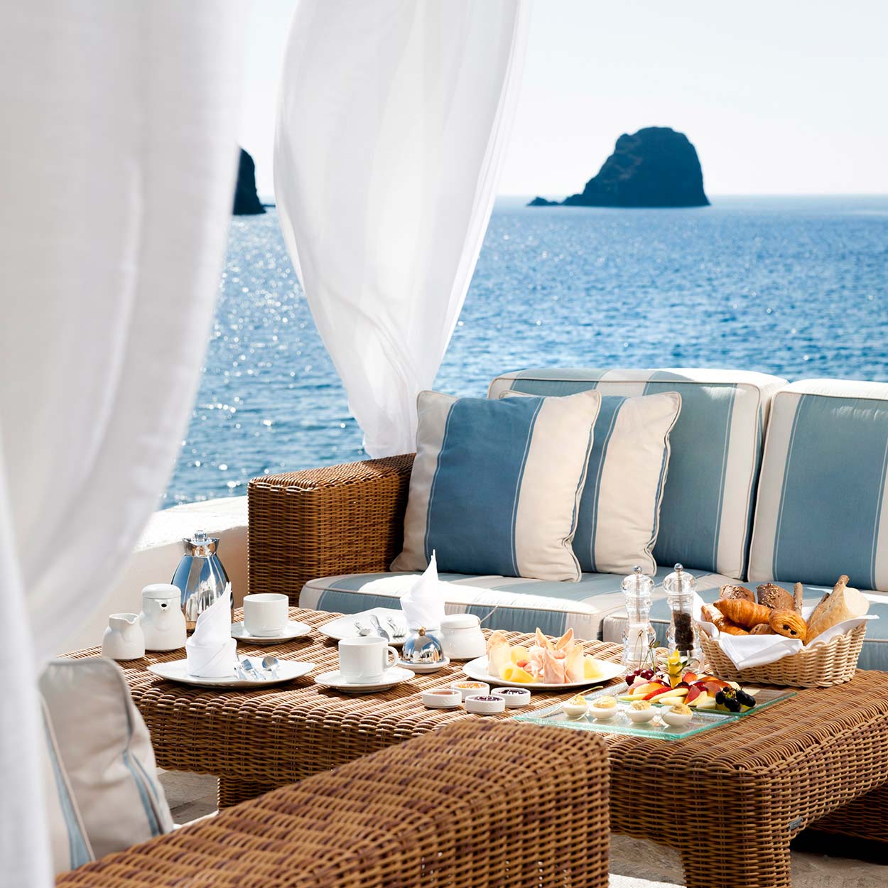 Melian Hotel & Spa Milos Island Living Postcards The new face of Greece