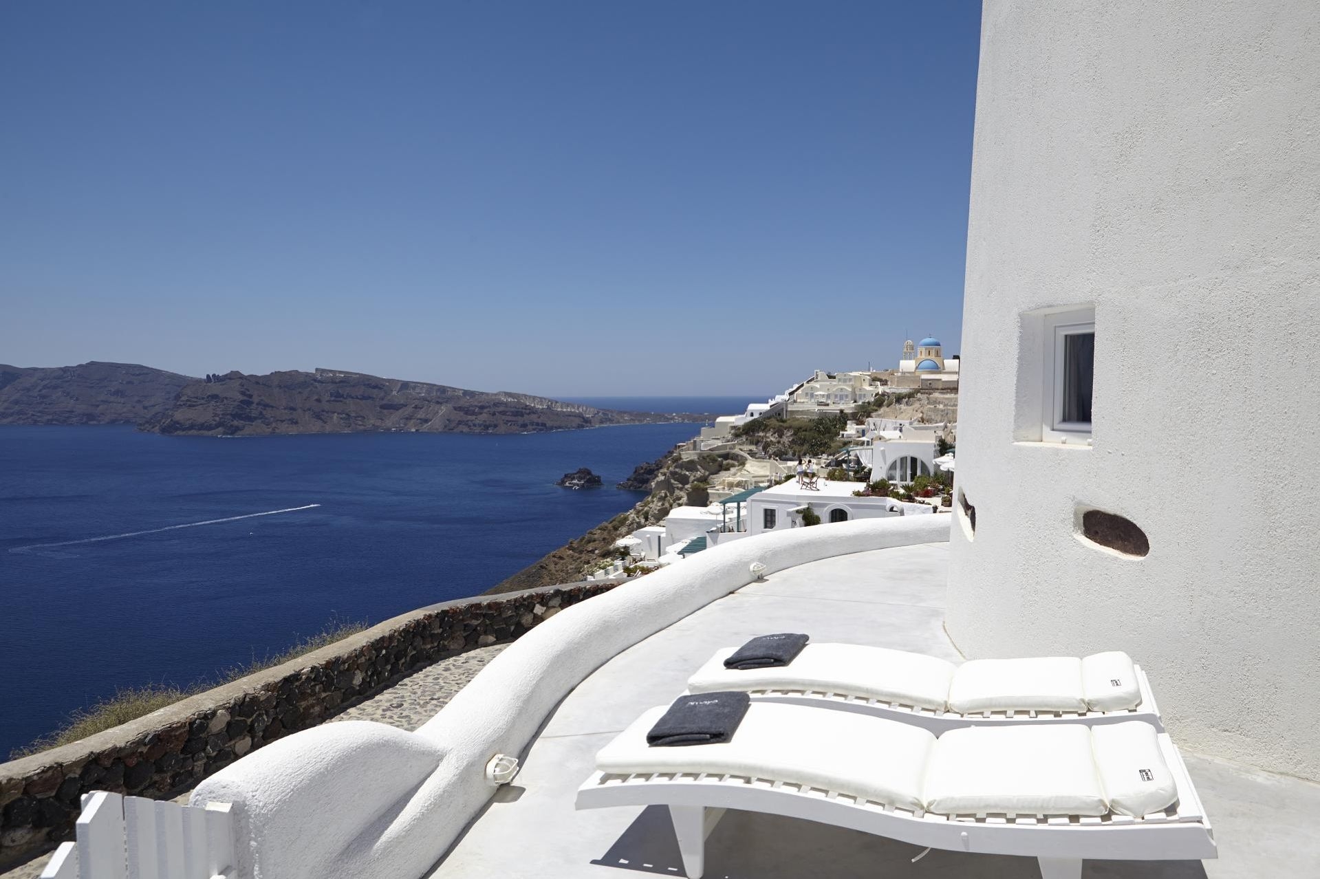 The Amaya Selection of Villas-Oia Santorini