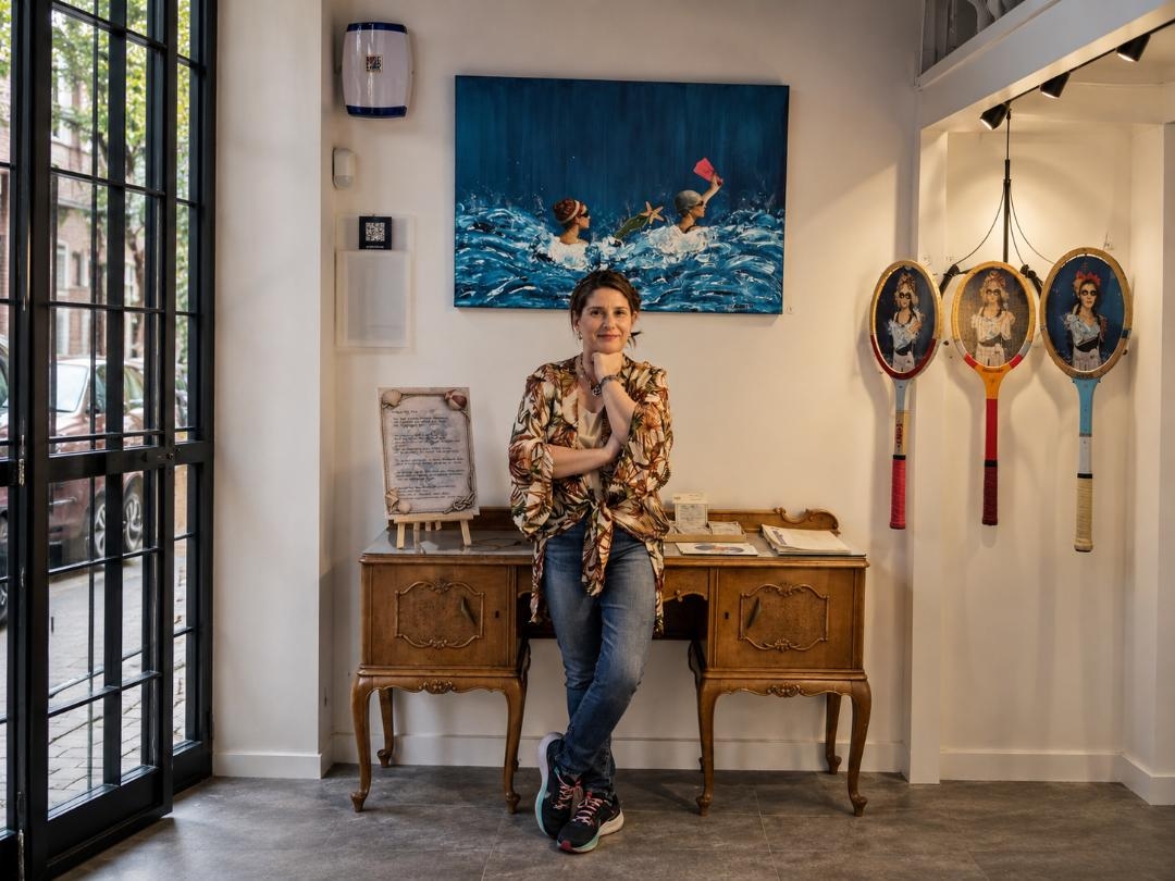 Swimming in Memory: Anna Dimitriou and the Emotional Landscape of “Always the Blue”