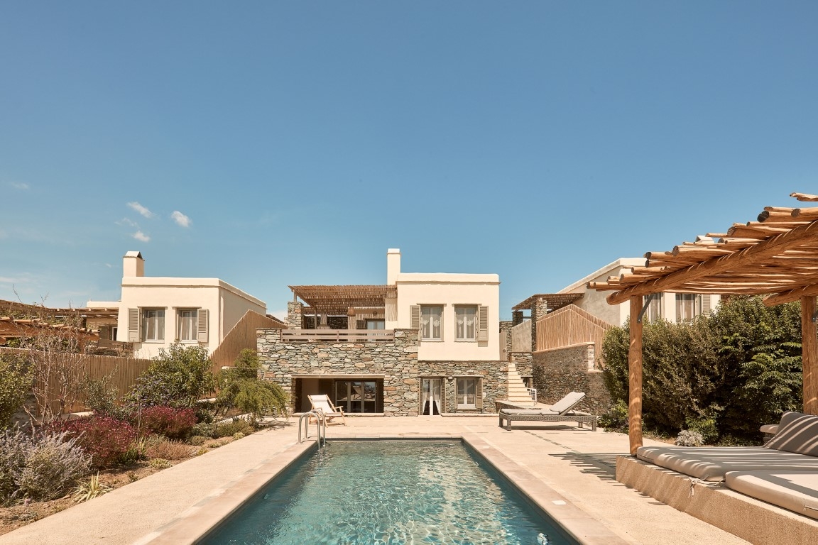 Diles and Rinies Estate in Tinos Island